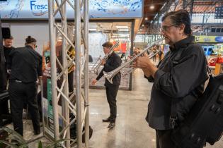 Flashmob de la Orquesta Filarmónica de Montevideo en el MAM