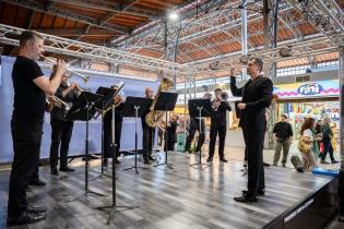 Flashmob de la Orquesta Filarmónica de Montevideo en el MAM