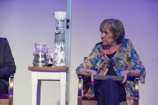 Declaración de Ciudadanas Ilustres a Circe Maia, Mabel Simois y Graciela Sapriza en la sala Delmira Agustini Declaración de Ciudadanas Ilustres a Circe Maia, Mabel Simois y Graciela Sapriza en la sala Delmira Agustini
