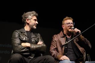 Declaración de Visitante Ilustre a Leonardo Sbaraglia en teatro El Galpón, 22 de abril de 2023