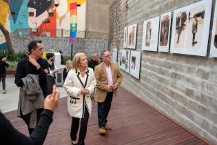 Inauguración de la exposición La vida de Gloria Meneses. Memoria histórica y silencios