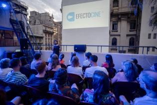 Cine en la azotea, ciclo de películas al aire libre en la azotea verde del CdF