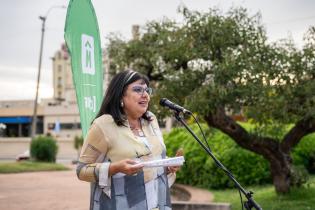 Inauguración de fotogalería por los 80 años del teatro de Verano