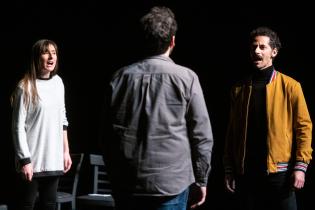 Elenco de “Nociones básicas para la construcción de puentes” de la Comedia Nacional en el Festival Internacional de Teatro Hispano (FITH) en Miami, Estados Unidos, 11 de julio de 2021 Elenco de “Nociones básicas para la construcción de puentes” de la Comedia Nacional en el Festival Internacional de Teatro Hispano (FITH) en Miami, Estados Unidos, 11 de julio de 2021