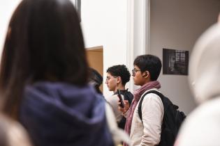 Visita de estudiantes de medicina a Casa Comunitaria Colón