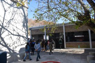 Visita de estudiantes de medicina a Casa Comunitaria Colón