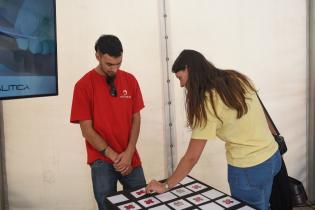 Actividad en la explanada: Acercando el rol del Bioquímico a la ciudadanía Actividad en la explanada: Acercando el rol del Bioquímico a la ciudadanía