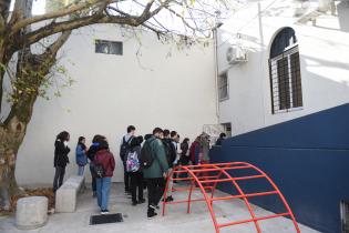 Visita de estudiantes de medicina a Casa Comunitaria Colón