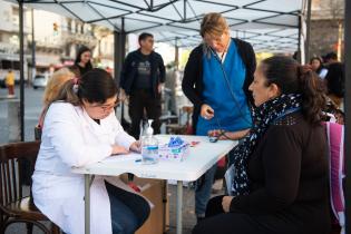 Actividad en la explanada en el marco del día mundial de la hipertensión 