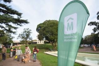 Jornada de adopción de animales de compañía en el Parque Rodó Jornada de adopción de animales de compañía en el Parque Rodó