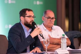 Reunión con la Asociación de Feriantes del Uruguay Reunión con la Asociación de Feriantes del Uruguay