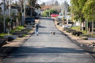 Segundo tramo de asfaltado en barrio La Carbonera