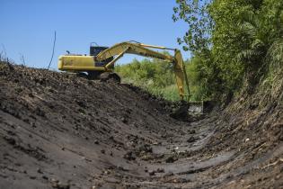 Limpieza de cursos de agua en el marco de las medidas de emergencia para productores rurales