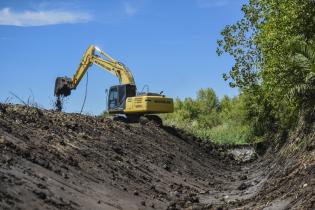 Limpieza de cursos de agua en el marco de las medidas de emergencia para productores rurales