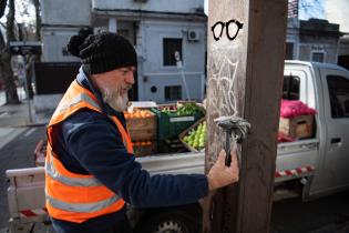 Limpieza de vandalización a monumento a Julio Castro Limpieza de vandalización a monumento a Julio Castro