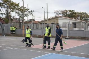 Cuadrilla ABC Trabajo en plaza Nº10 Cerro Cuadrilla ABC Trabajo en plaza Nº10 Cerro