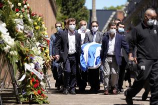 Entierro de Tabaré Vázquez en el cementerio de La Teja.