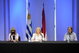 Conferencia de prensa de la Intendenta en el Teatro Solís