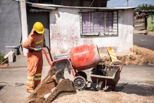 Avance de obras viales en barrio Marconi por Plan ABC