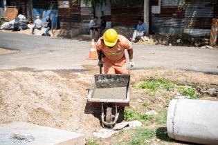 Avance de obras viales en barrio Marconi por Plan ABC