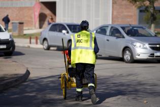 Cuadrilla de barrido en el marco del Programa ABC Oportunidad Trabajo