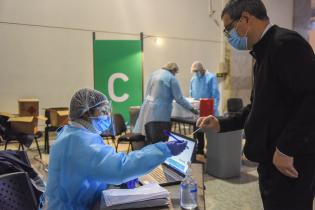 Jornada de vacunación a funicionarios y funcionarias Jornada de vacunación a funicionarios y funcionarias
