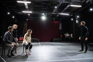 Ensayo de “Nociones básicas para la construcción de puentes” de la Comedia Nacional Ensayo de “Nociones básicas para la construcción de puentes” de la Comedia Nacional