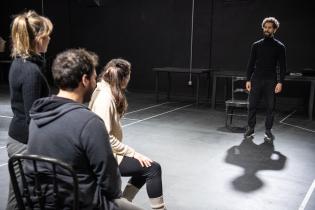 Ensayo de “Nociones básicas para la construcción de puentes” de la Comedia Nacional Ensayo de “Nociones básicas para la construcción de puentes” de la Comedia Nacional