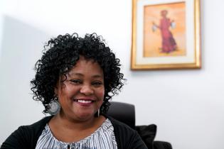 Coordinadora de la Secretaría de Equidad Étnico Racial y Poblaciones Migrantes Elizabeth Suárez Coordinadora de la Secretaría de Equidad Étnico Racial y Poblaciones Migrantes Elizabeth Suárez