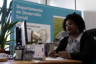 Coordinadora de la Secretaría de Equidad Étnico Racial y Poblaciones Migrantes Elizabeth Suárez 