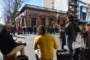 Paseo peatonal en Av.18 de Julio