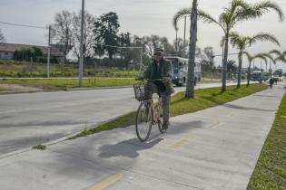 Bicicircuito Montevideo. Bicisenda Av. J. Belloni