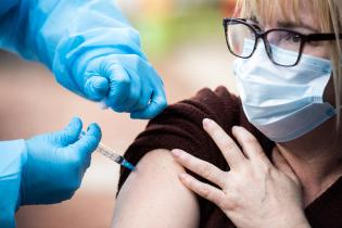 Vacunatorio móvil contra gripe y Covid-19 Vacunatorio móvil contra gripe y Covid-19