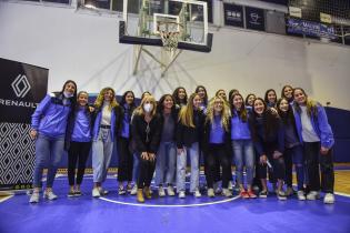 Lanzamiento del Plantel Mayor del Basketball Femenino en Club Malvín Lanzamiento del Plantel Mayor del Basketball Femenino en Club Malvín