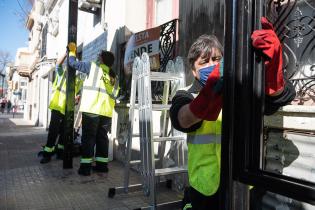 Limpieza de paradas de transporte colectivo en el marco del Plan ABC