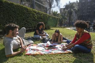 Jornada de dibujo a cielo abierto en Plaza del Entrevero organizada por el Centro de Exposiciones SUBTE