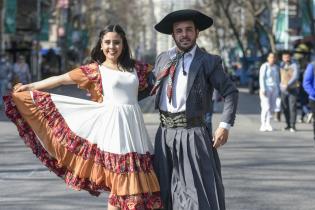 Intervenciones artísticas en Av.18 de julio en el marco de «La cultura va por barrios» Intervenciones artísticas en Av.18 de julio en el marco de «La cultura va por barrios»