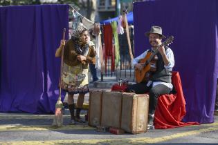  Intervenciones artísticas en Av.18 de julio en el marco de «La cultura va por barrios»