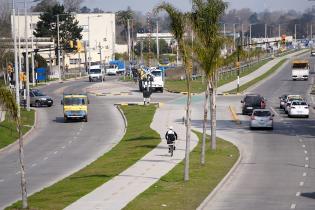 Tránsito en Avenida José Belloni Tránsito en Avenida José Belloni