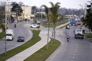 Tránsito en Avenida José Belloni