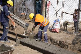 Hormigonado en barrio Las Cabañitas en el marco del Plan ABC