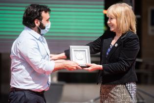 Declaración de Ciudadana Ilustre a Cristina Peri Rossi Declaración de Ciudadana Ilustre a Cristina Peri Rossi