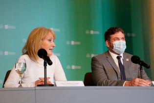 Conferencia de prensa de la intendenta Carolina Cosse con el presidente de Conmebol, Alejandro Dominguez