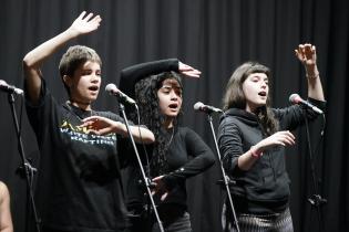 Ensayo abierto de Murga Joven en el Centro Cultural Artesano