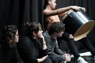 Ensayo abierto de Murga Joven en el Centro Cultural Artesano Ensayo abierto de Murga Joven en el Centro Cultural Artesano