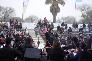 Primer aniversario del Complejo Cultural Crece Flor de Maroñas 