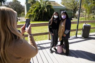 Visita de la Directora de Cultura María Inés Obaldía al Parque Villa Dolores