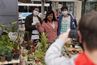 Inauguración de la Feria de la Primavera en la explanada de la Intendencia de Montevideo