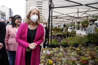 Inauguración de la Feria de la Primavera en la explanada de la Intendencia de Montevideo