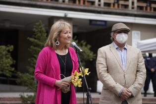 Inauguración de la Feria de la Primavera en la explanada de la Intendencia de Montevideo